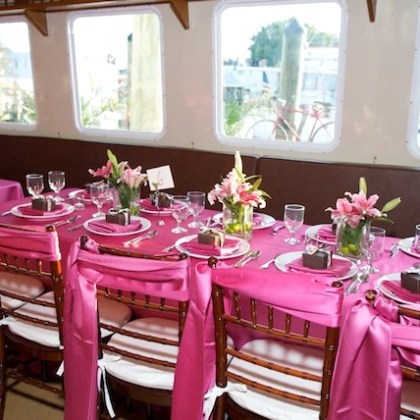 Wedding dinner table decor